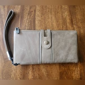 NWOT Roulens leather wristlet wallet